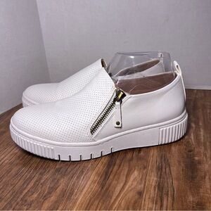 SOUL Naturalizer Turner Platform Sneaker White size 8.5 WIDE
